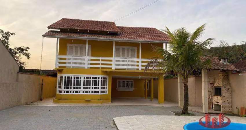 Casa com 4 dormitórios à venda, 230 m² por R$ 850.000,00 - Nova Brasília - Joinville/SC