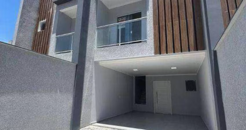 Sobrado com 3 dormitórios à venda, 230 m² por R$ 1.085.000,00 - Costa e Silva - Joinville/SC