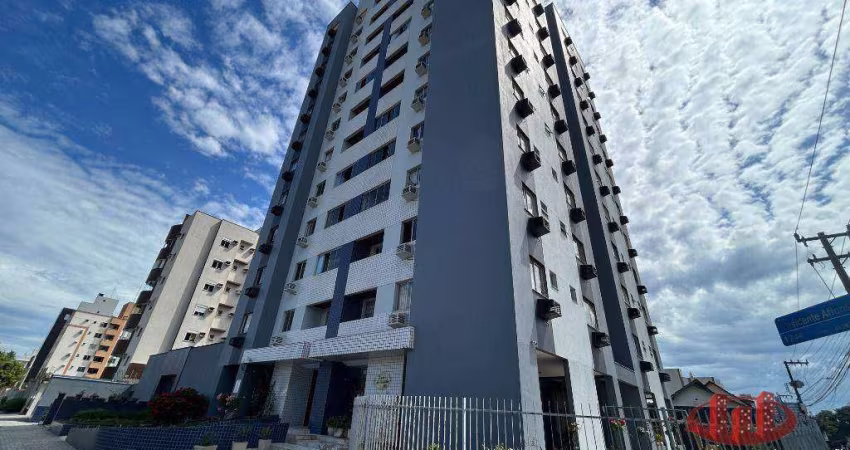 Apartamento com 3 dormitórios para alugar, 76 m² por R$ 2.735,00/mês - Bucarein - Joinville/SC