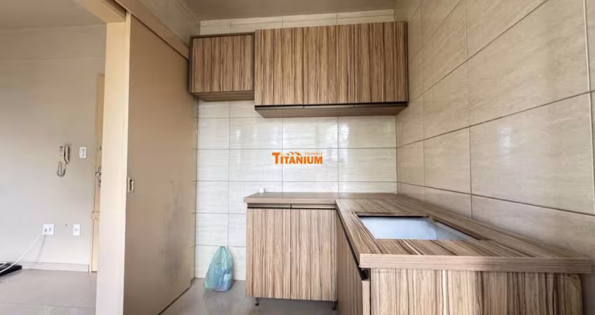 Apartamento 1 dormitório com pátio à venda em Novo Hamburgo, Bairro Boa Vista.