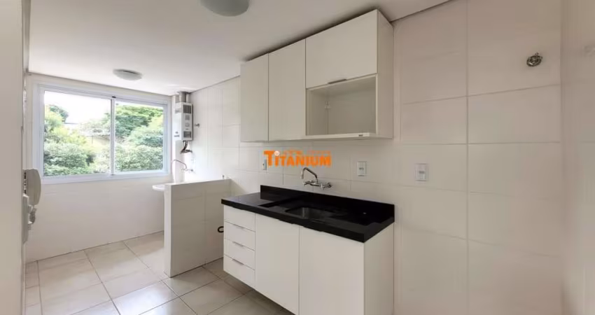Apartamento com dois dormitórios e vaga coberta próximo à Feevale para aluguel bairro Vila Nova