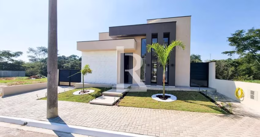 Casa de Condomínio em Condomínio Terras do Vale  -  Caçapava