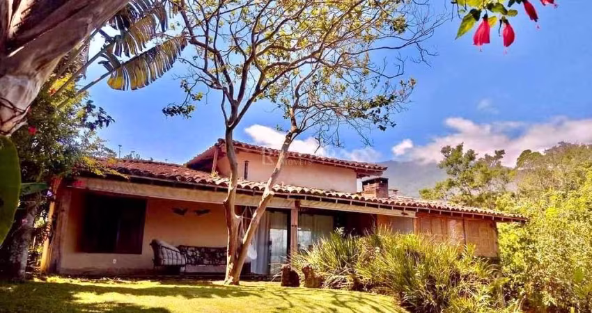 Casa em Piúva  -  Ilhabela