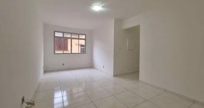Vendo amplo apartamento de frente com 03 dormitorios e suite no campo grande em santos