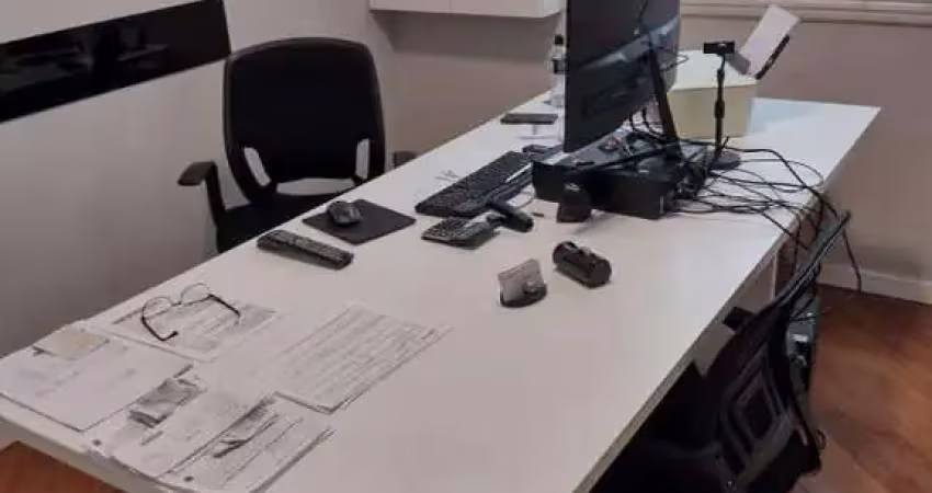 Alugo excelente conjunto comercial com 03 salas e espaço gourmet na vila belmiro em santos