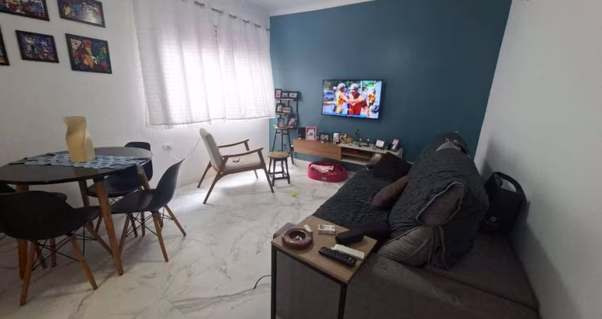 Vendo Apartamento de 1 dormitório e garagem frente a praia do José Menino em Santos