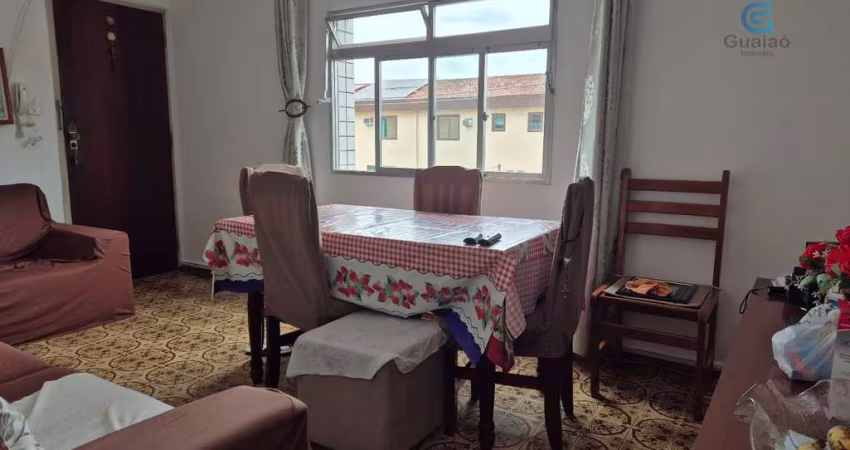 Vendo Apartamento de 3 dormitórios com garagem no BNH Aparecida em Santos