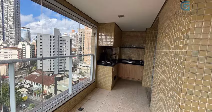 Vendo maravilhoso apartamento com 03 dormitórios, 01 suíte, ampla sacada mobiliável em l, lazer completo, 02 vagas demarcadas, no coração do gonzaga, santos.