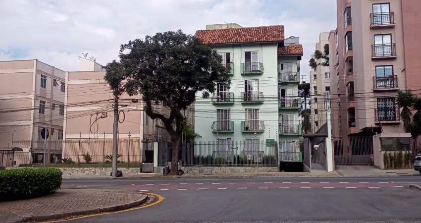 Apto Água Verde, 3 dorms, Av. Dos Estados,555