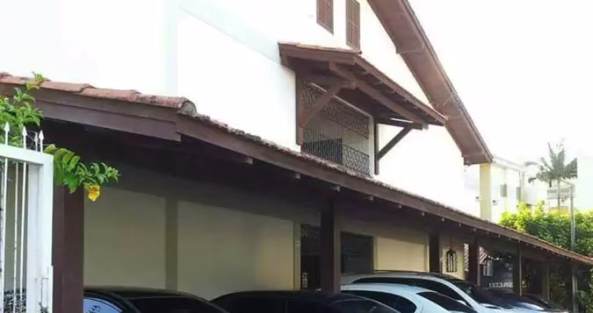 Casa comercial à venda na AV LUIZ B PIAZZA, Cachoeira do Bom Jesus, Florianópolis