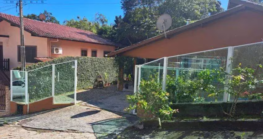 Casa com 3 quartos à venda na Rua dos Coqueiros Verdes, 513, Cachoeira do Bom Jesus, Florianópolis