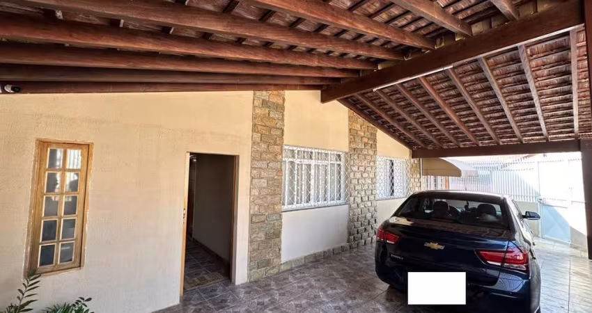 Casa para Venda em Pirassununga, Vila São Guido, 2 dormitórios, 1 suíte, 3 banheiros, 2 vagas