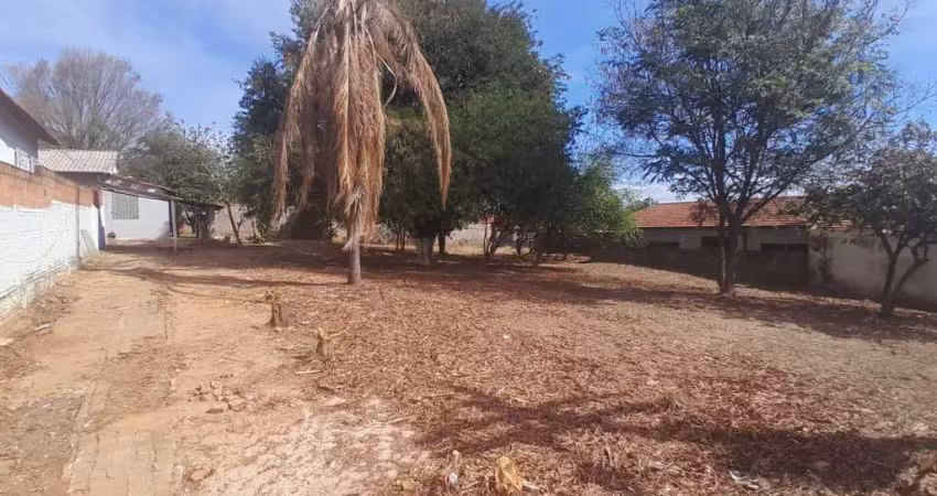 Terreno à venda na Rua 7 de Setembro, Centro, Pirassununga