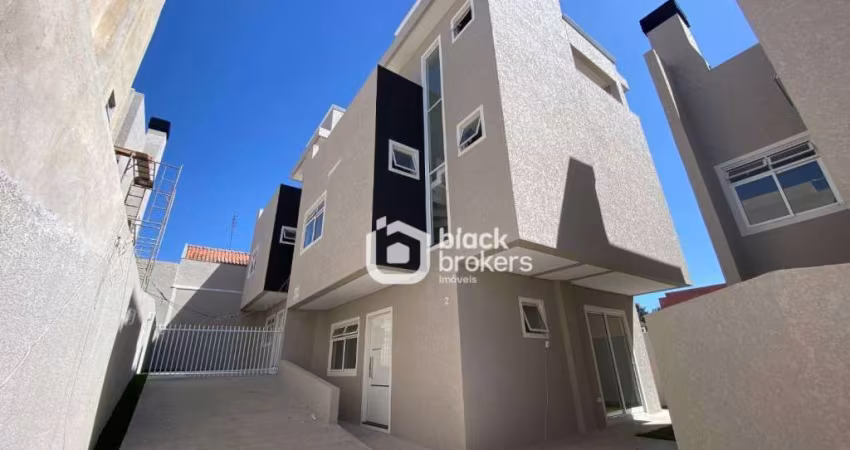 Sobrado com 3 dormitórios à venda, 117 m² por R$ 660.000,00 - Xaxim - Curitiba/PR