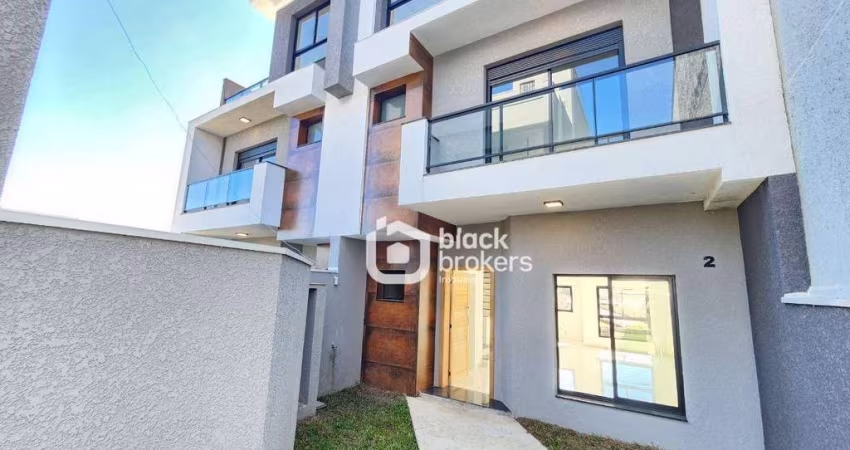 Lindo sobrado com 3 Dormitórios sendo 1 suíte, terraço, e um porão com 58 m² de espaço para opção de uma sala de TV, no Fanny-Curitiba-PR