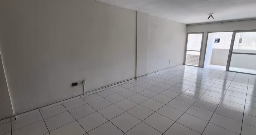 Apartamento com 110 m²  e 3 quartos, sendo 1 suíte, 1 vaga de garagem coberta