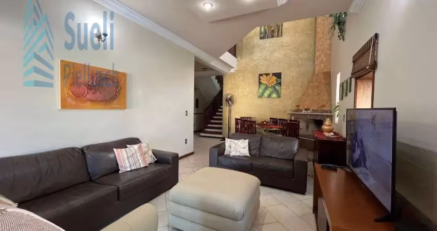 Oportunidade-belo sobrado no parque alto taquaral-piscina-iluminação natural-aquecimento solar-5 vagas-permuta por casa menor-valor r$1.490.000,00.