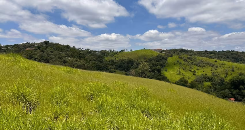 Lote á venda com medidas entre 600m² para construção de chacara