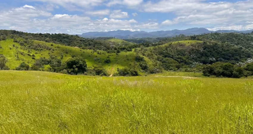 Vende-se lote com ótima vista panoramica