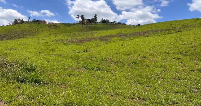 Lote para chácara 8km do centro de Arujá
