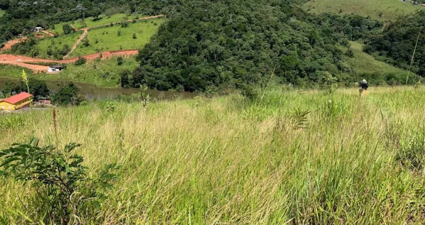 Vende-se terreno para chácara com 600m² á 1000m²