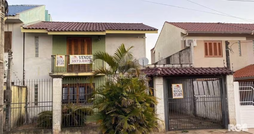 Casa à venda na Rua Martinho Lutero, localizada no bairro Harmonia em Canoas, RS