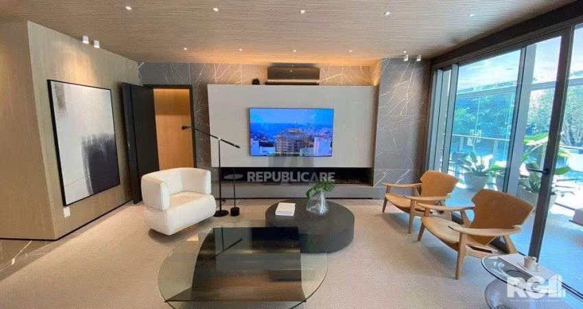 APARTAMENTO 3 DORMITÓRIOS A VENDA - BAIRRO PETRÓPOLIS.