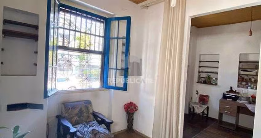 CASA 3 DORMITÓRIOS COM PÁTIO E EDÍCULA PRÓXIMO REDENÇÃO!