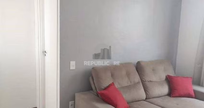EXCELENTE APARTAMENTO A VENDA, AMPLO COM VAGA DE GARAGEM
