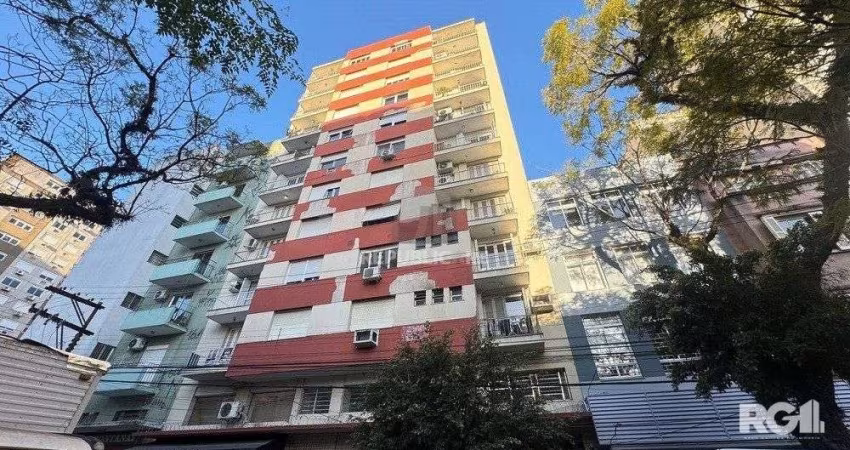 APARTAMENTO DE 3 DORMITÓRIOS COM VAGA DE GARAGEM NO CENTRO HISTÓRICO.