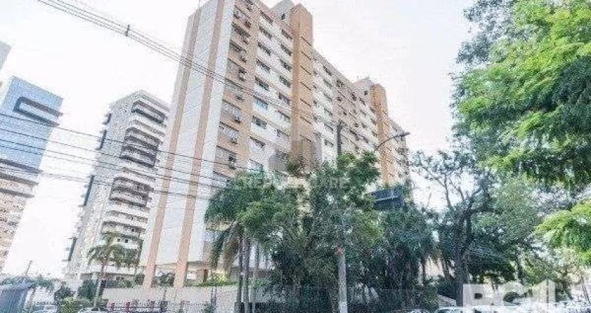 APARTAMENTO DE 3 DORMITÓRIOS COM 138m² NA PROF CRISTIANO FISCHER