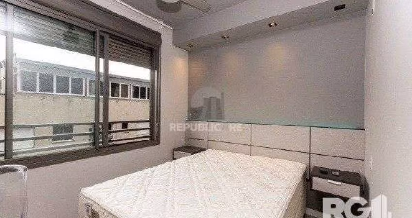 LOFT MOBILIADO NA AV JOÃO PESSOA EM FRENTE AO PARQUE DA REDENÇÃO E PROXIMO AO CE