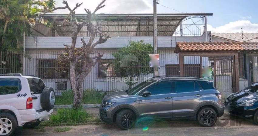 Casa no Sarandi de 2 dormitórios e 2 vagas