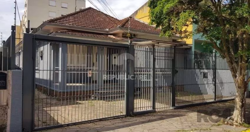 VENDA DE CASA  - MENINO DEUS
