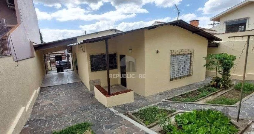 Casa com 3 dormitórios no bairro Sarandi