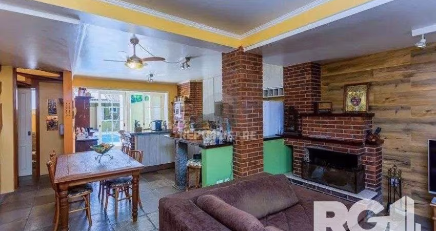 Casa 3 dormitórios à venda Morro Santana Porto Alegre/RS