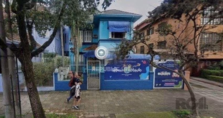 Casa 5 dormitórios à venda Moinhos de Vento Porto Alegre/RS