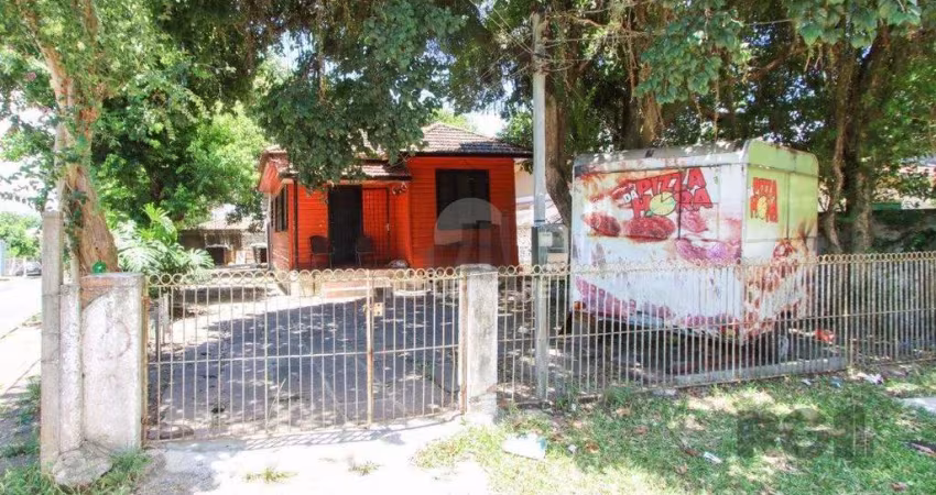 Terreno de esquina medindo 10x30 no bairro Ipanema