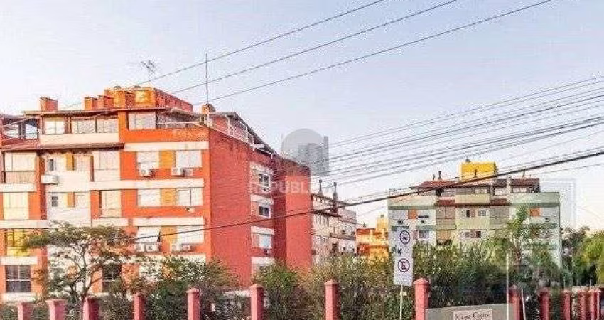 Cobertura 2 dormitórios à venda Cavalhada Porto Alegre/RS