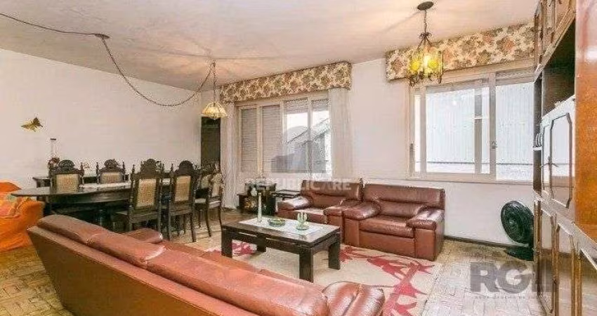 Casa 4 dormitórios à venda Auxiliadora Porto Alegre/RS