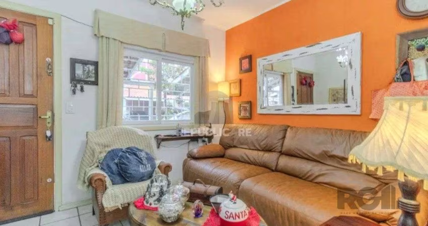 Casa em condomínio, 91m², 3 dormitórios, 2 vagas no bairro Camaquã