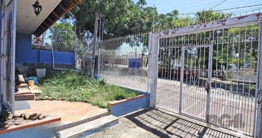 Casa com 3 quartos à venda na Rua Guilherme Alves, 1752, Partenon, Porto Alegre