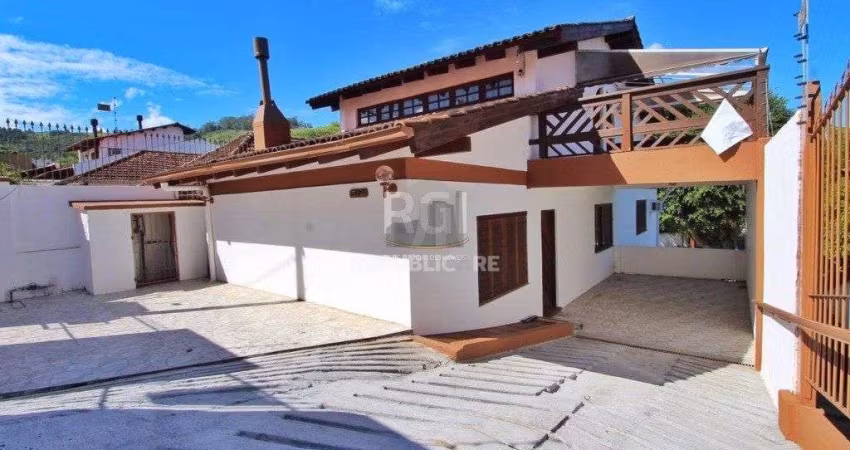 Casa para Venda - 185.29m², 4 dormitórios, sendo 2 suites, Teresópolis