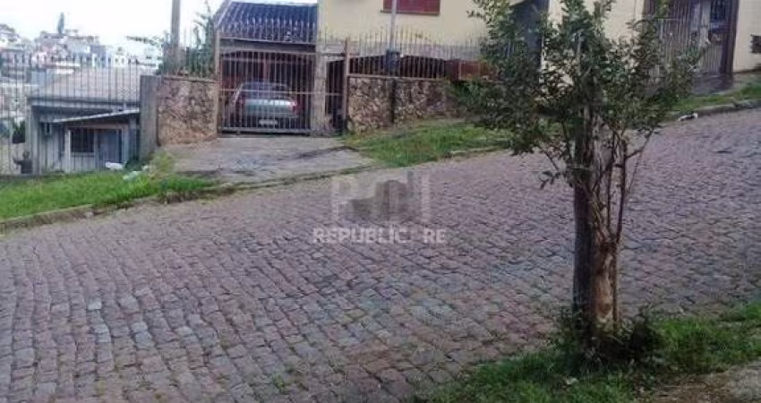 Casa 3 dormitórios à venda Medianeira Porto Alegre/RS