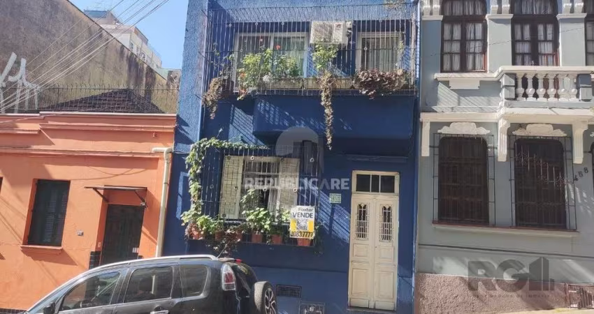 Casa 3 dormitórios à venda Centro Histórico Porto Alegre/RS