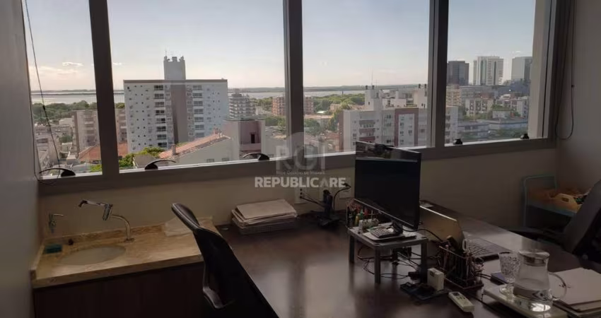 Sala comercial com vista para o Guaíba no Getúlio Vargas Prime Office.