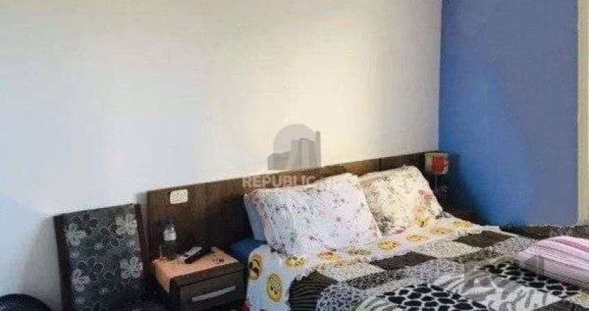 Casa de alvenaria com um quarto à venda no bairro Partenon, próximo à PUC, Apari