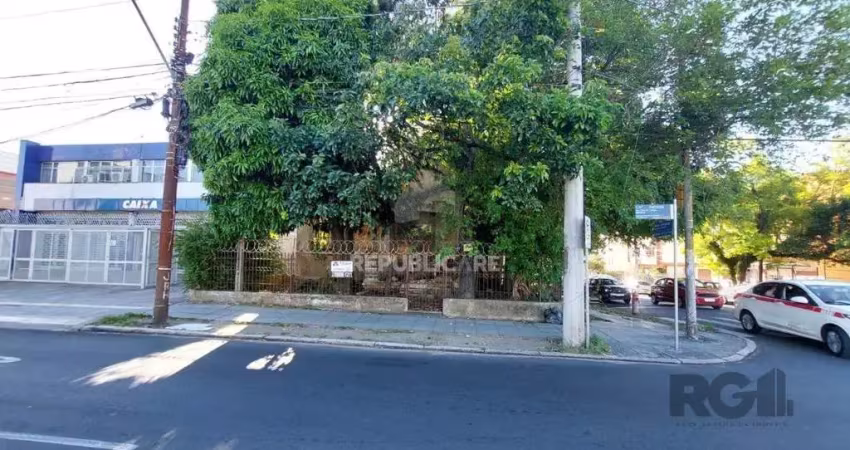 Terreno à venda na Avenida Doutor Carlos Barbosa, 1043, Medianeira, Porto Alegre