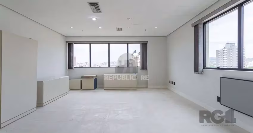 Escritório à venda no menino deus com 34 m² de área útil disponível agora!
