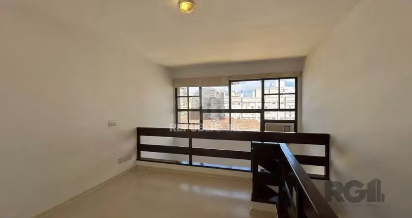 Duplex de uma suíte à venda localizado na avenida independência, no bairro indep